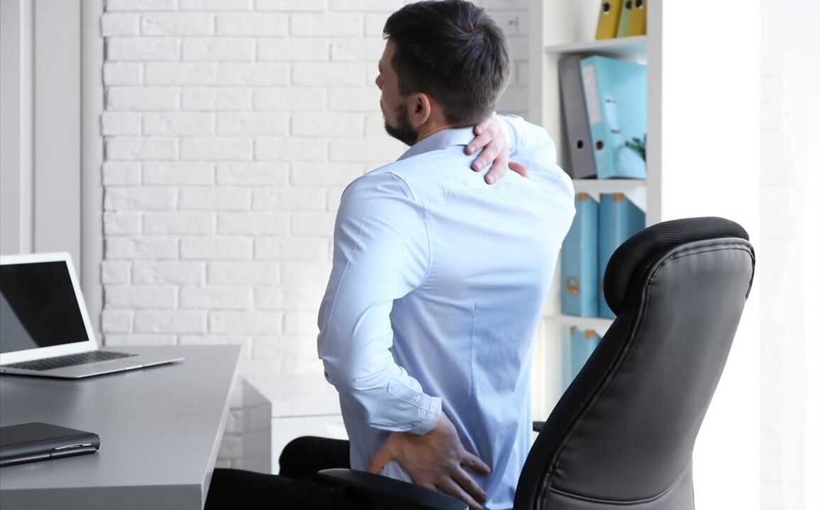 dureri de spate atunci când stați